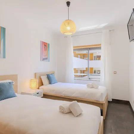 Apartment #387 Family-friendly Near The